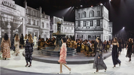 Partnering with WeChat, Chanel implemented electronic, QR-code based ticketing for its “Paris in Rome” show May in Beijing. This eliminated the long lines and created a streamlined and elegant entry process for Chanel’s guests.
