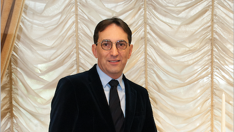 Paulo Roberto Chiele is CEO of PRC Consultoria em Luxo